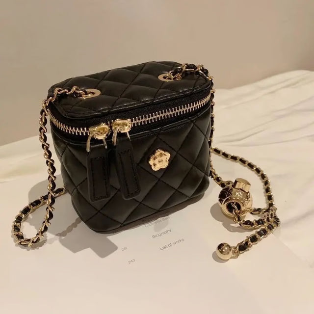 Luxury Mini Quilted Chain Crossbody Bag – Elegant Diamond-Check PU Leather Handbag